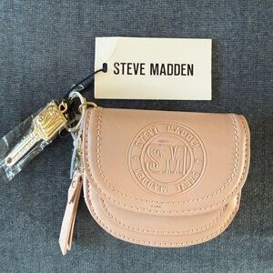 Steve Madden Pink Blush Leather Coin Pouch & card holder wallet. Look at photos.